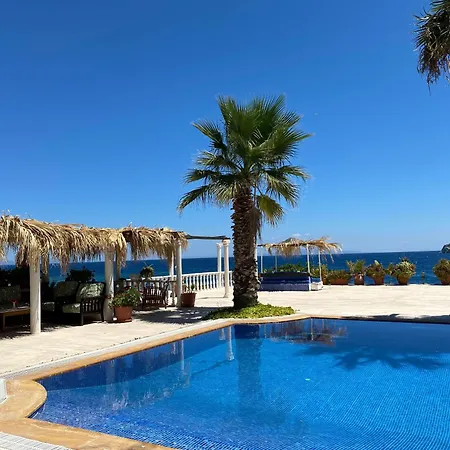 Golden Dreams Villa