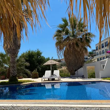Golden Dreams Villa *